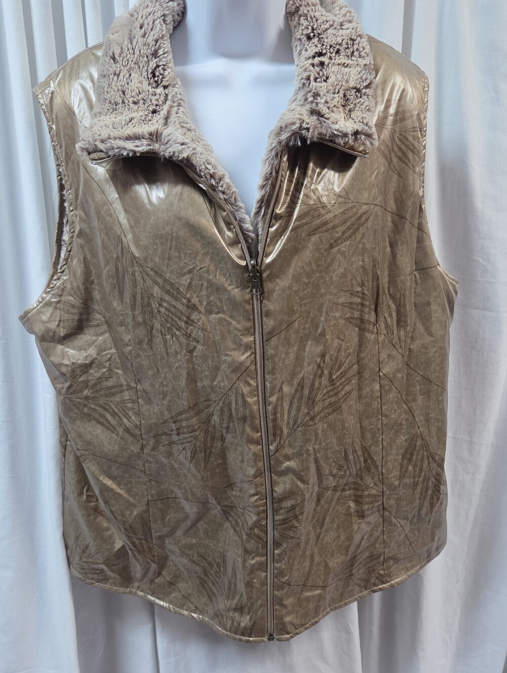 Women's Taupe Faux-Suede Reversible Vest with Faux-Fur Collar